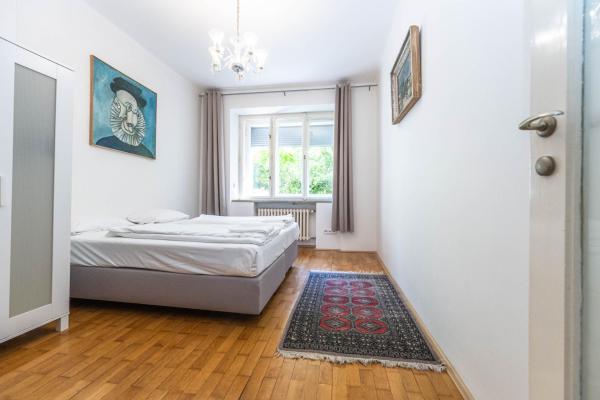Apartments Premyslovska, Прага