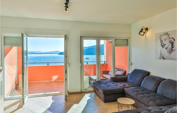 På billedet ses objektet Stunning Apartment In Marina With House Sea View beliggende i byen Marina.