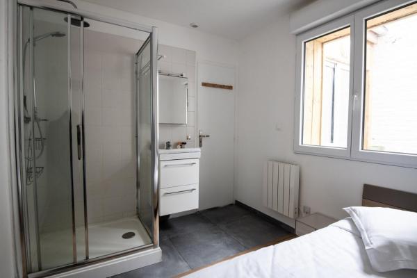 Foto 5: Small Functional & Quiet Apartment with courtyard