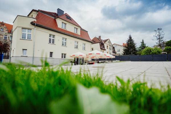 Na fotografii je vidět objekt Villamax nacházející se ve městě Studniska.