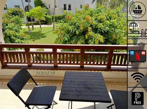 A la foto es mostra l'objecte Beachfront Apartment with Pool & Stunning View situat a la ciutat de Salalah.