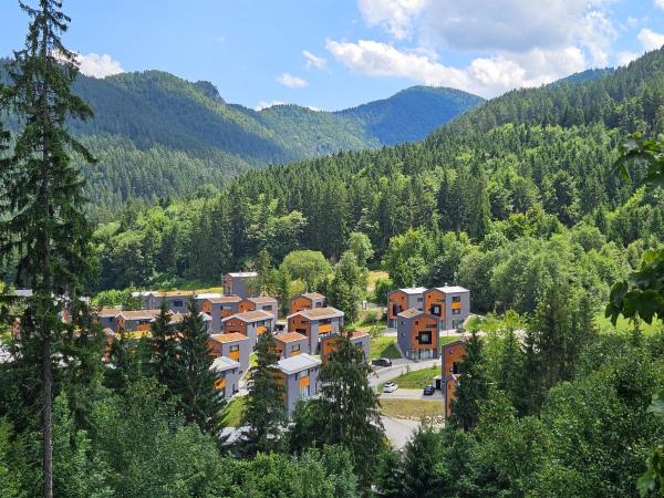 Nella foto è visibile l'oggetto Chalets Hrabovo situato nella città di Vlkolínec.