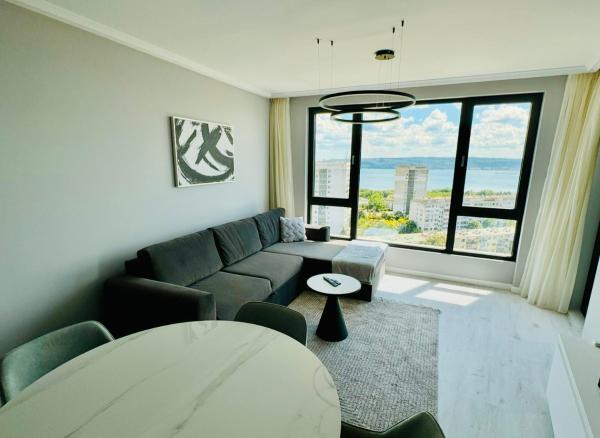 Seaview Smart Home, Warna