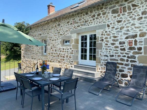 Gîte Rural Rénové Avec Charme à Marcillat, Jardin Et Terrasse - Fr-1-489-369 - Évaux-les-Bains