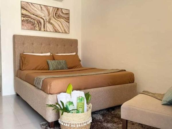 写真にはパングラオ市にあるBalai Alona - Deluxe Roomが写っています。