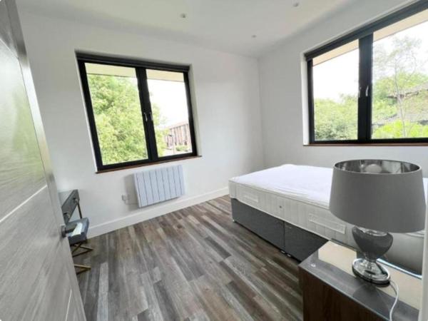 A la foto es mostra l'objecte MK WhiteHouse cottage situat a la ciutat de Calverton.