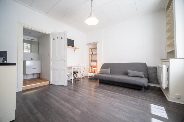 A la foto es mostra l'objecte Studio lumineux et fonctionnel Nantes situat a la ciutat de La Contrie.