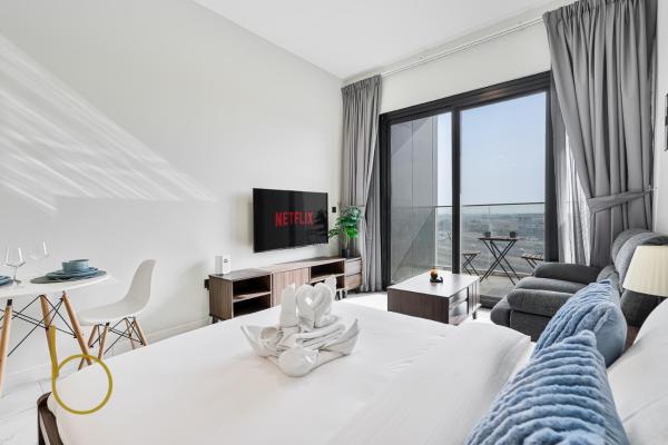 Foto 6: Bookable - Alexis Tower, Studio Room with Balcony