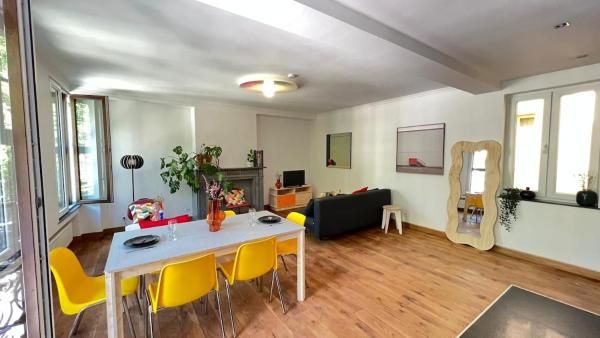 Na foto é possível ver o objeto 301 Loft Chic Central localizado na cidade de Liège.