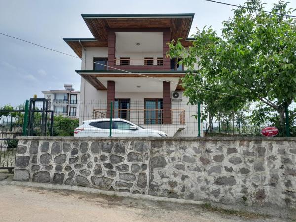 På billedet ses objektet Doğan Suite beliggende i byen Trabzon.