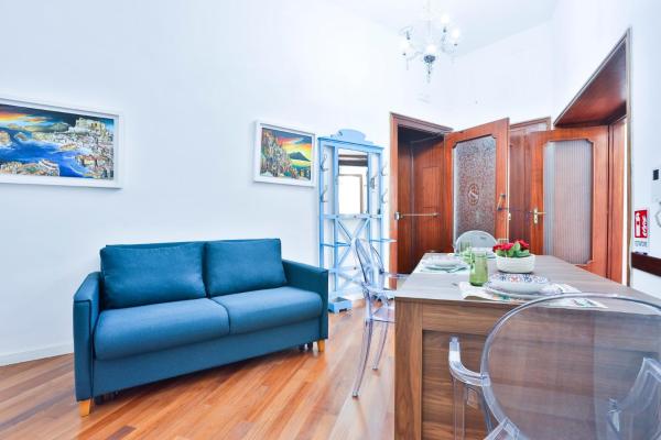 Guesthost - La Casa Del Presepe Central House - Naples
