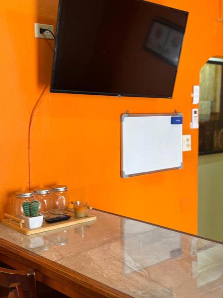 A la foto es mostra l'objecte Getaway Homes situat a la ciutat de Trinity.