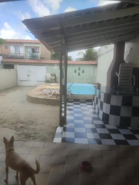 A la foto es mostra l'objecte casa salinopolis situat a la ciutat de Salinópolis.