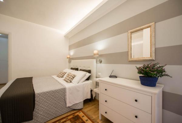 Na fotografii je vidět objekt Saint Peter Apartment nacházející se ve městě Řím.