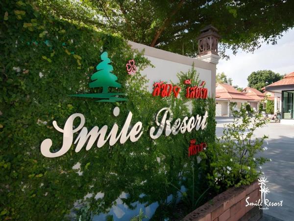 A la foto es mostra l'objecte Smile Resort Sriracha situat a la ciutat de Ban Chom Phon.