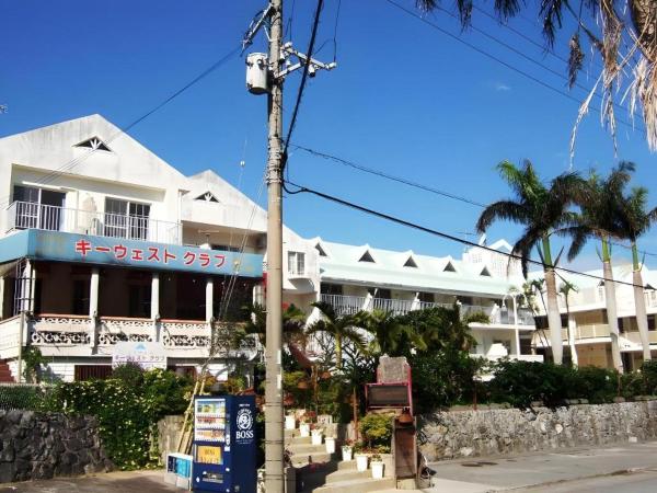 Na fotografii je vidět objekt Petit Hotel Key West Club nacházející se ve městě Imbu.
