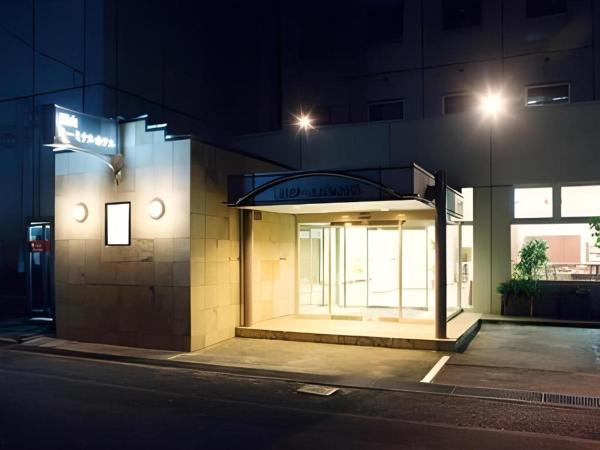 En la foto se muestra el objeto Fukuyama Terminal Hotel ubicado en la ciudad de Onomichi.