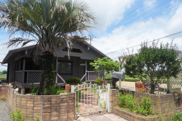 Na zdjęciu widoczny jest obiekt 海まで車で3分!!木のぬくもりに癒されるログハウス,BBQ,サーフィン--Cute House Isumi-- położony w mieście Chōjamachi.