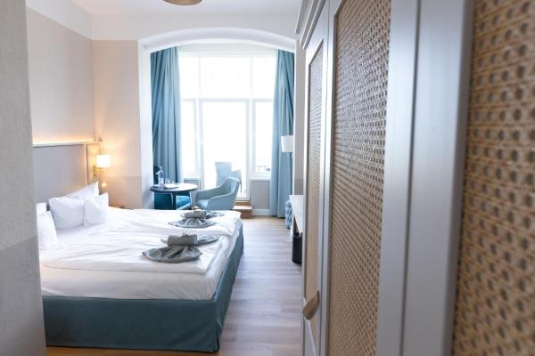 A la foto es mostra l'objecte Hotel Germania situat a la ciutat de Bansin.