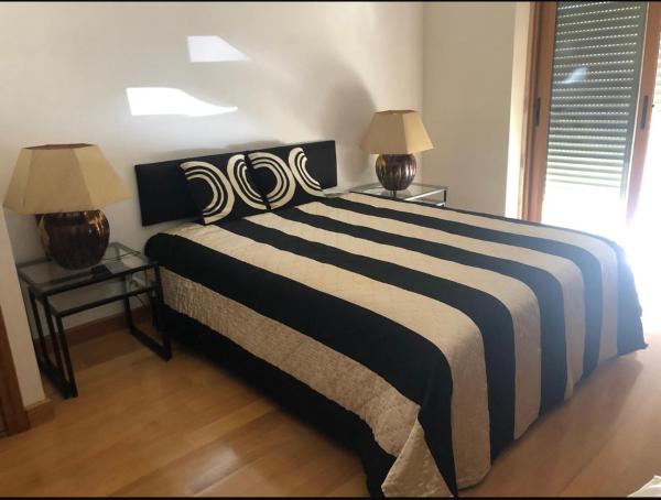 Na fotografii je vidět objekt Guia Cascais Room Suite Opportunity nacházející se ve městě Cascais.