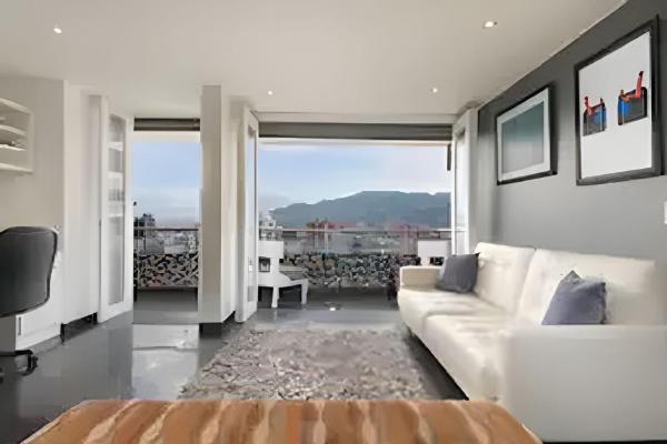 Na zdjęciu widoczny jest obiekt Santiago De Bagatela 1104 - Spacious apt Poblado położony w mieście Envigado.