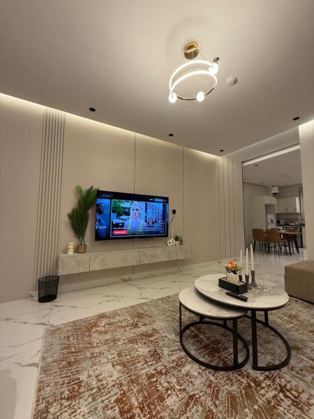 A la foto es mostra l'objecte Modern and comfortable apartment situat a la ciutat de Dammam.