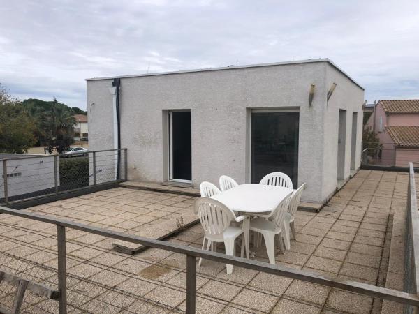 A la foto es mostra l'objecte Pérols Centre, Studio unique au dessus de notre maison avec grande terrasse situat a la ciutat de Pérols.