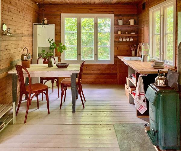 Na foto é possível ver o objeto Off-Grid Cabin In Your Private Swedish Forest localizado na cidade de Simlångsdalen.