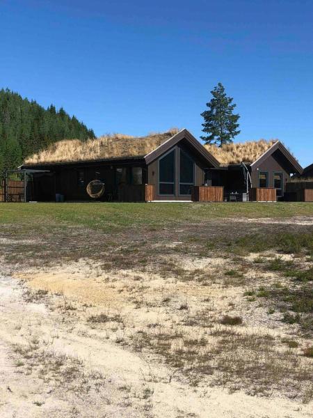 Na zdjęciu widoczny jest obiekt Modern Cabin With Panoramic View By Nissedal położony w mieście Trontveit.