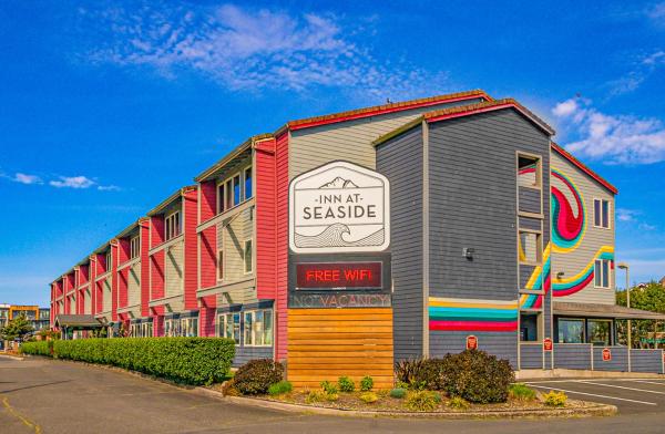 På billedet ses objektet Inn at Seaside beliggende i byen Seaside.