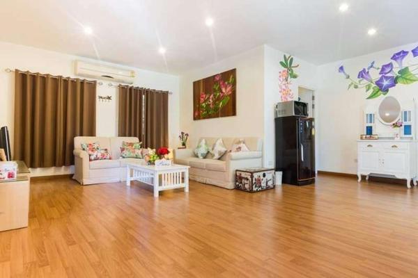 Charming Cartoon-Themed 3BR Family Villa with Karaoke & Kitchen in Bonanza Khao Yai 适合家庭和朋友 , 會說中文, Ban Bung Toei