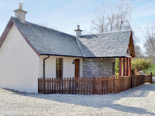 På billedet ses objektet North Lodge Gate House beliggende i byen Urray.