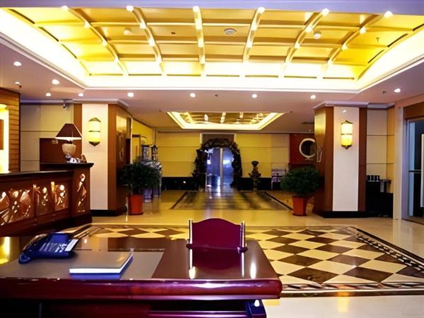 Nella foto è visibile l'oggetto Longda Ruiji Business Hotel Harbin situato nella città di Harbin.