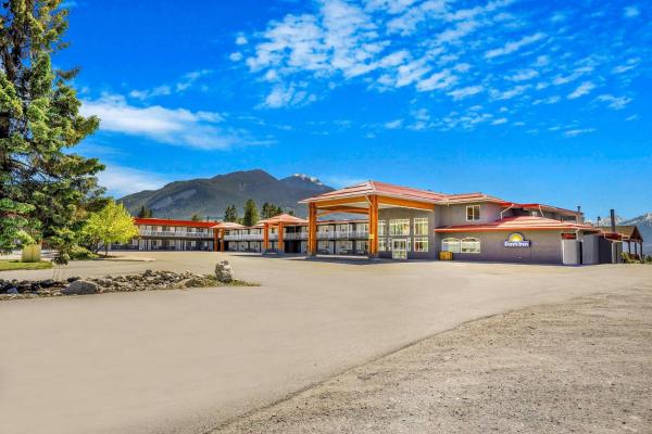 Auf dem Foto ist das Objekt Days Inn by Wyndham Golden in der Stadt Golden zu sehen.