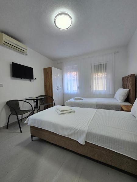 På billedet ses objektet Apartments Duga Ulcinj beliggende i byen Ulcinj.