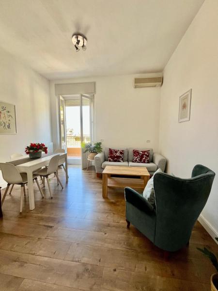 A la foto es mostra l'objecte Pola38 situat a la ciutat de Cagliari.
