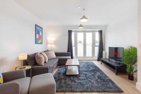 Stunning Top Floor Apartment 3 Bedrooms Heart of London, London