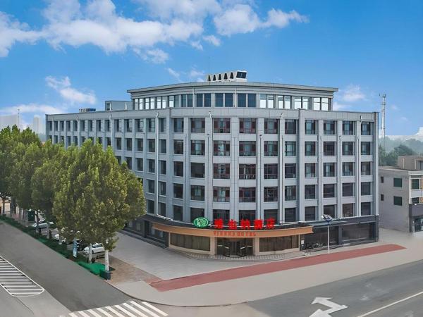 Na fotografii je vidět objekt Vienna Hotel Hebei Cangzhou Suning Shenhua Road nacházející se ve městě Anping.