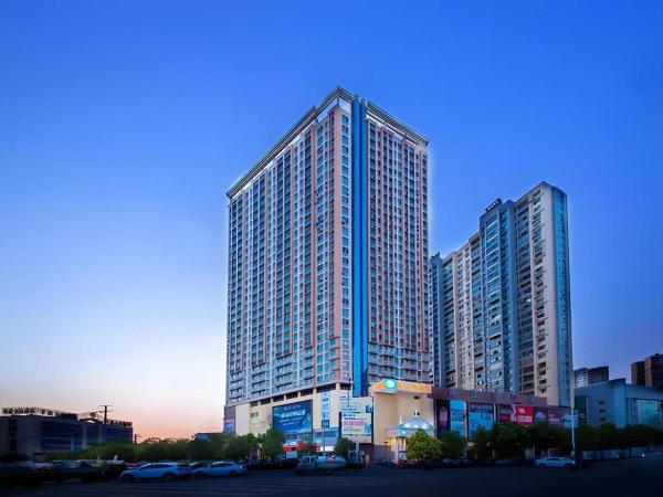 På billedet ses objektet Vienna Hotel Hubei Xiaogan Beijing Road beliggende i byen Xiaogan.