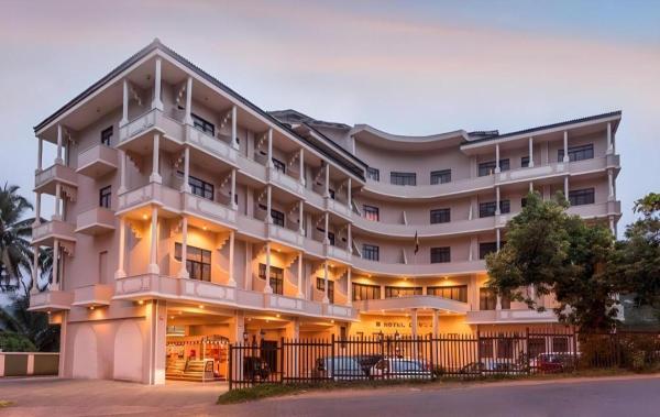 A la foto es mostra l'objecte Devon Hotel situat a la ciutat de Kandy.