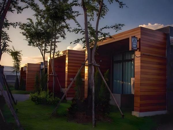Στη φωτογραφία φαίνεται το αντικείμενο The Infinite Resort που βρίσκεται στην πόλη Nakhon Sawan.