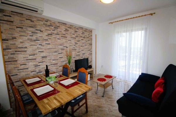 Family Friendly Apartments With A Swimming Pool Strmac, Labin - 5527 - Labin