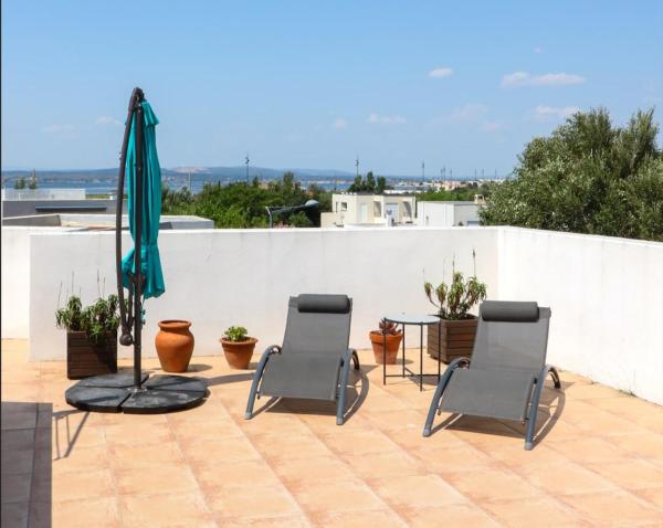 Na fotografii je vidět objekt Villa Casa Bianca Beachfront Villeroy nacházející se ve městě Sète.