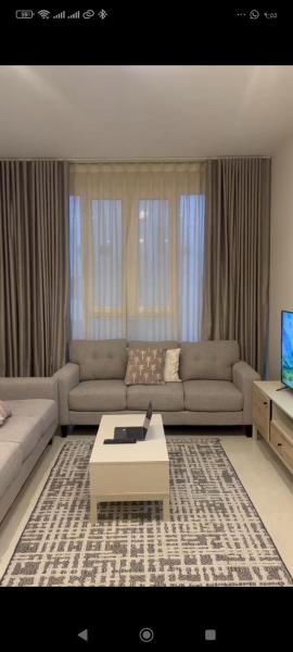 På billedet ses objektet بناية الكورنيش beliggende i byen Mirbāţ.