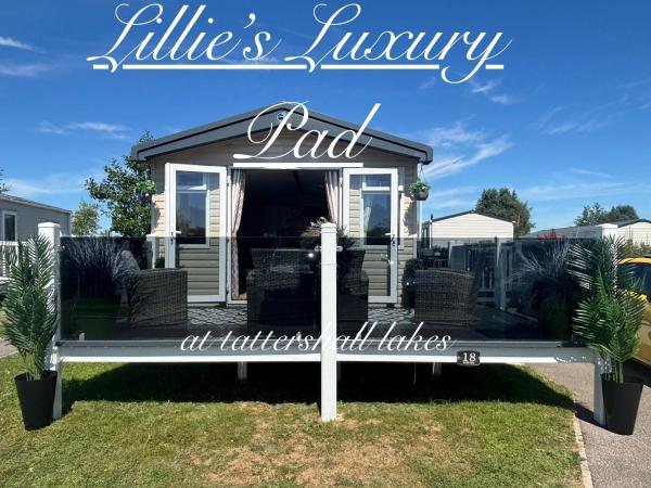 A la foto es mostra l'objecte Lillies Luxury Pad at Tattershall Lakes situat a la ciutat de Dogdyke.