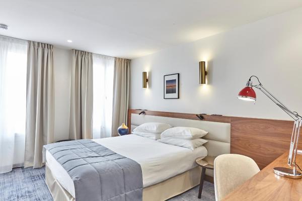 A la foto es mostra l'objecte Hotel Royal Phare situat a la ciutat de París.