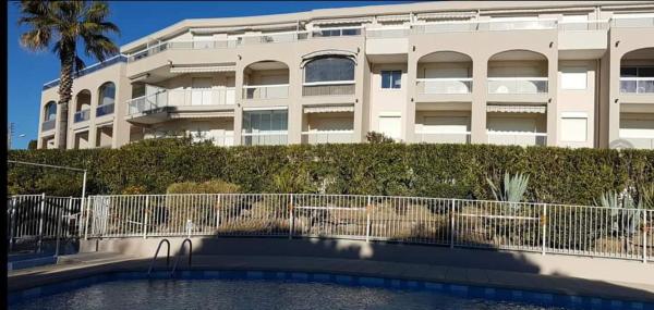 A la foto es mostra l'objecte Soleil d'or à St Aygulf situat a la ciutat de Fréjus.