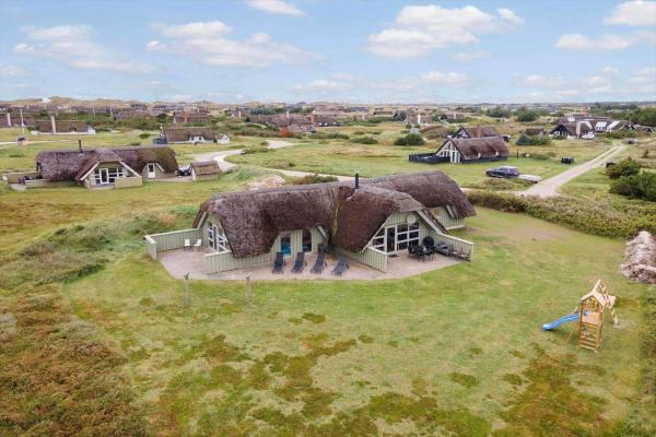 På billedet ses objektet 228-Ringkobing-Nordso-Ferievej-19 beliggende i byen Ringkøbing.