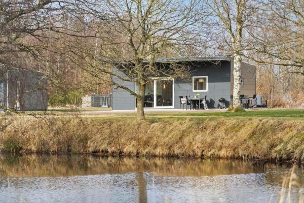 写真にはHee市にある1125-Ringkobing-Dyrefolden-31が写っています。