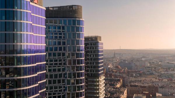 A la foto es mostra l'objecte URBAN APARTMENTS Global SkyLine - 23rd Floor No 8 - Free Garage situat a la ciutat de Katowice.